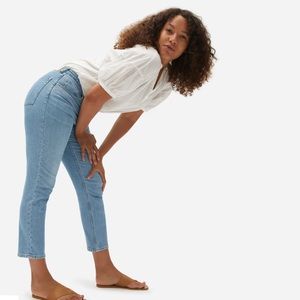 Everlane curvy cheeky straight jean - crop